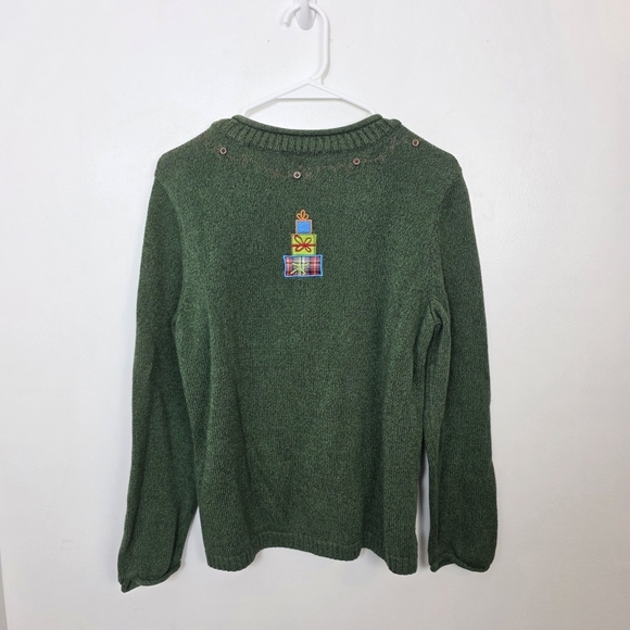 C&B Green Santa Christmas Presents Embroidered Winter Grandmacore Sweater Size L - Picture 3 of 9